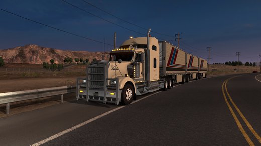 Kenworth W900