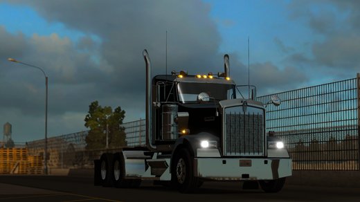Kenworth W900