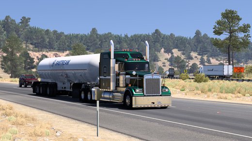 Kenworth W900