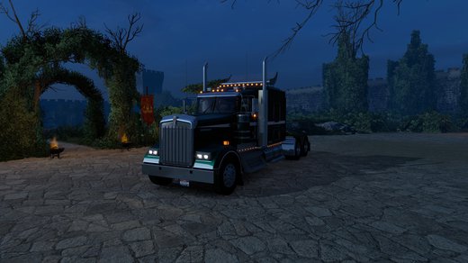 Kenworth W900