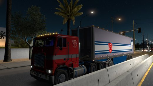 Freightliner FLB