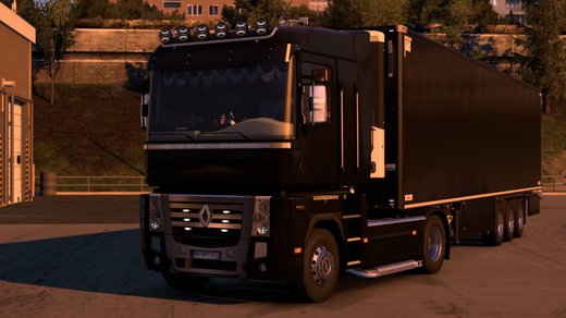 Renault Magnum