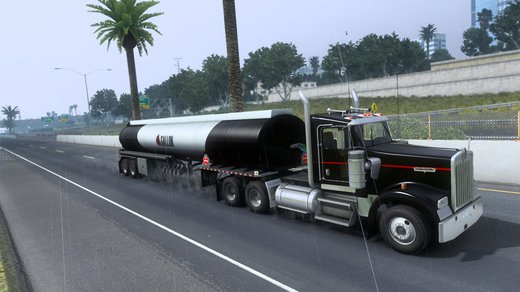 Kenworth W900