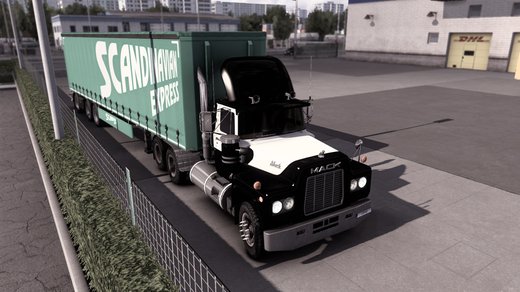 Mack R