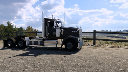 Kenworth W900