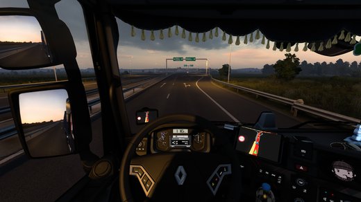 Renault T
