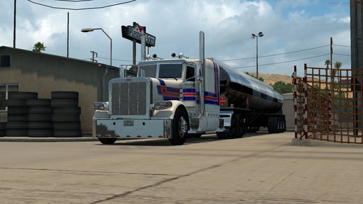 Peterbilt 389