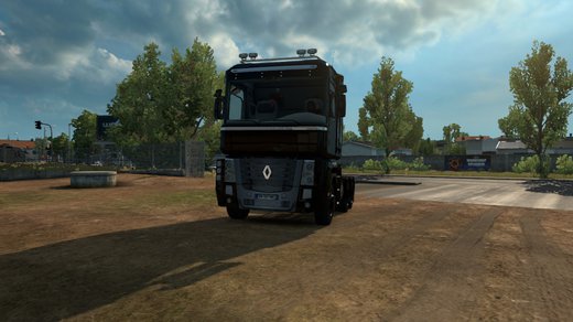 Renault Magnum