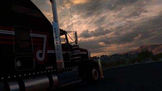 Kenworth W900