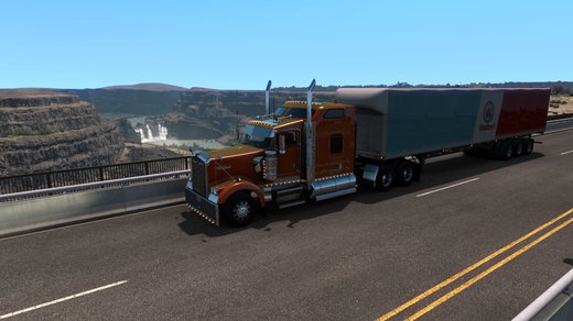 Kenworth W900