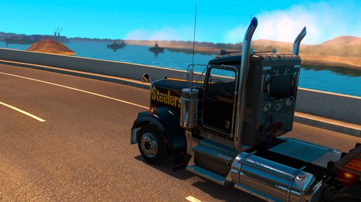 Kenworth W900
