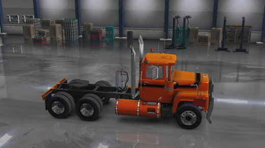 Mack R