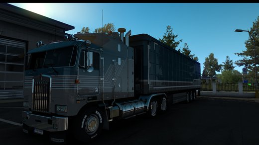 Kenworth K100E