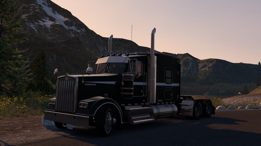 Kenworth W900