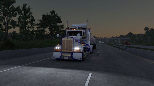 Kenworth W900
