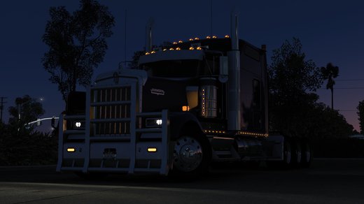 Kenworth W900