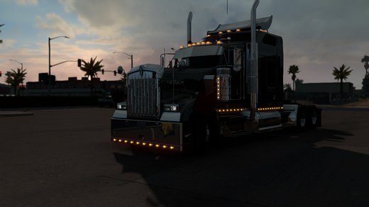Kenworth W900