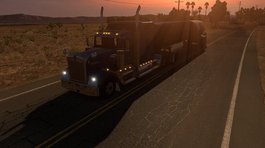 Kenworth W900