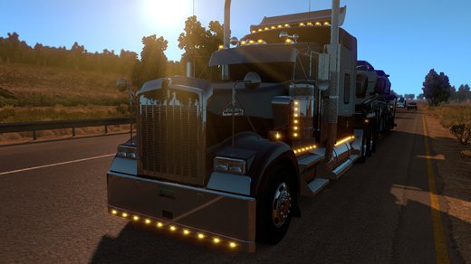 Kenworth W900
