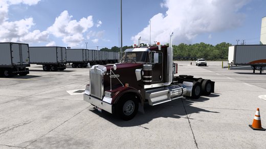 Kenworth W900