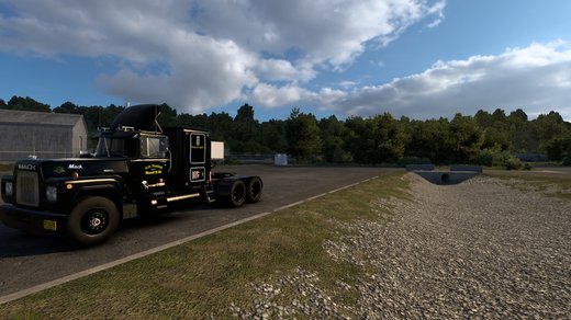 Mack R