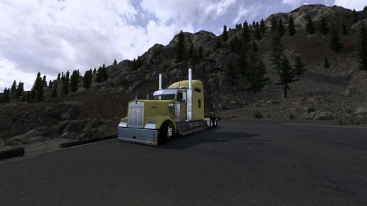 Kenworth W900