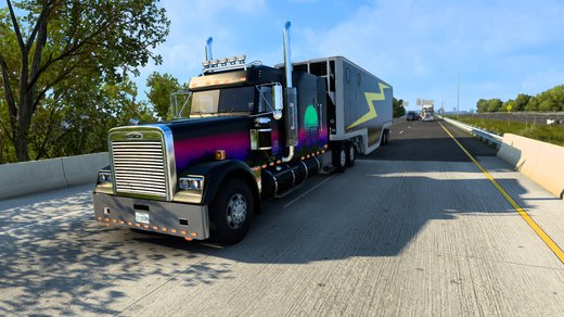 Freightliner FLD132 Classic XL