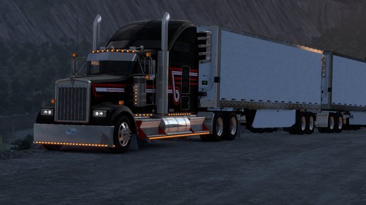 Kenworth W900