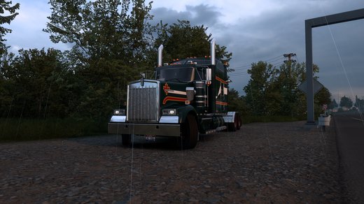 Kenworth W900