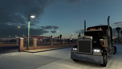 Kenworth W900