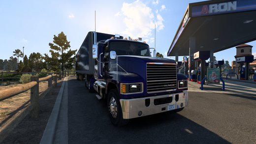 Mack Pinnacle