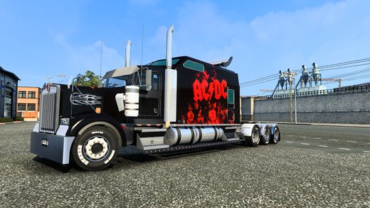 Kenworth W900L
