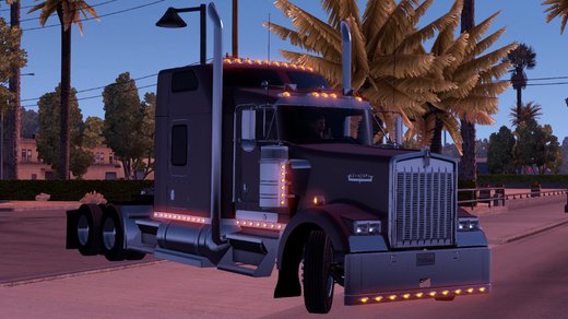 Kenworth W900