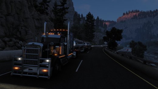 Kenworth W900