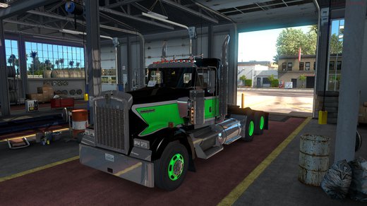 Kenworth W900
