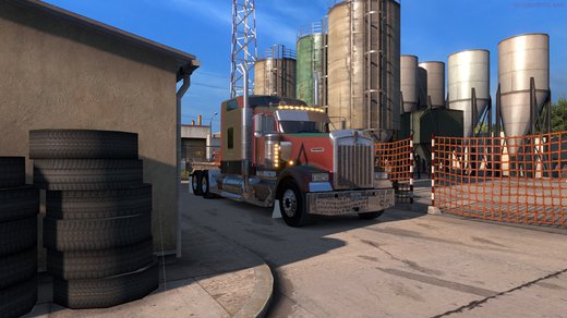 Kenworth W900