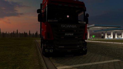 SCANIA V8