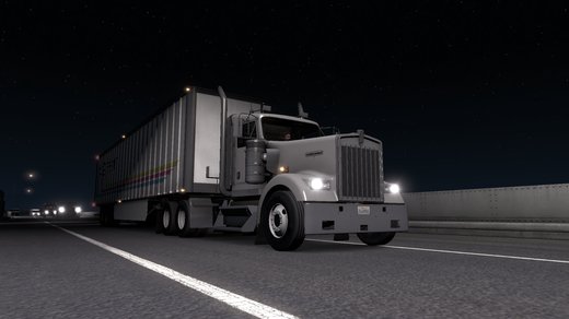 Kenworth W900