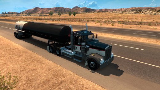 Kenworth W900