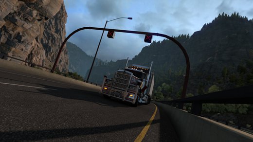 Kenworth W900