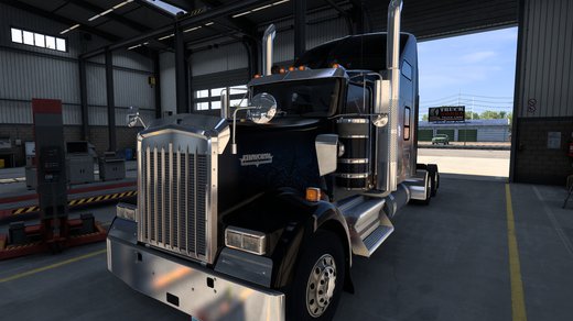 Kenworth W900
