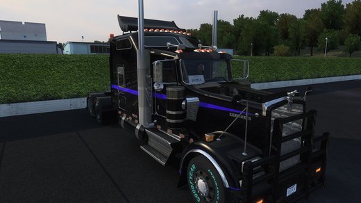 Kenworth W900