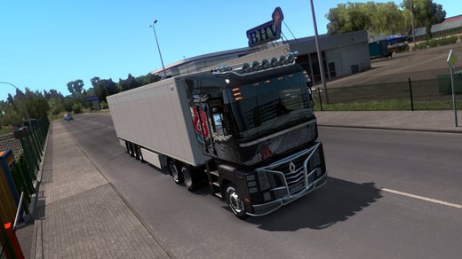 Renault Magnum
