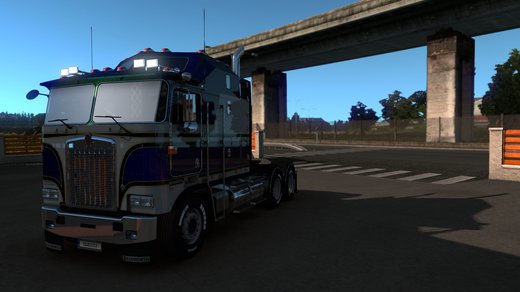 Kenworth K100E