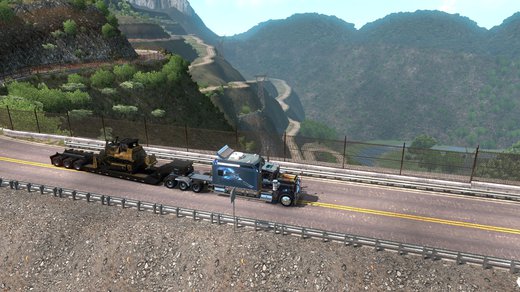 Kenworth W900L