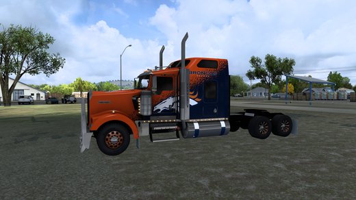 Kenworth W900