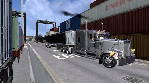 Kenworth W900