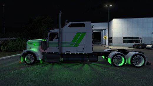 Kenworth W900