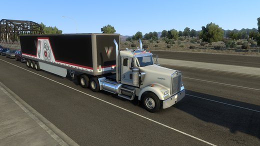 Kenworth W900