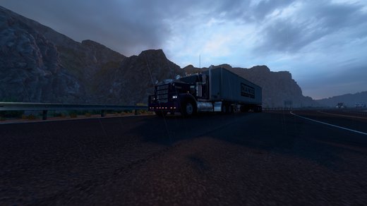 Kenworth W900